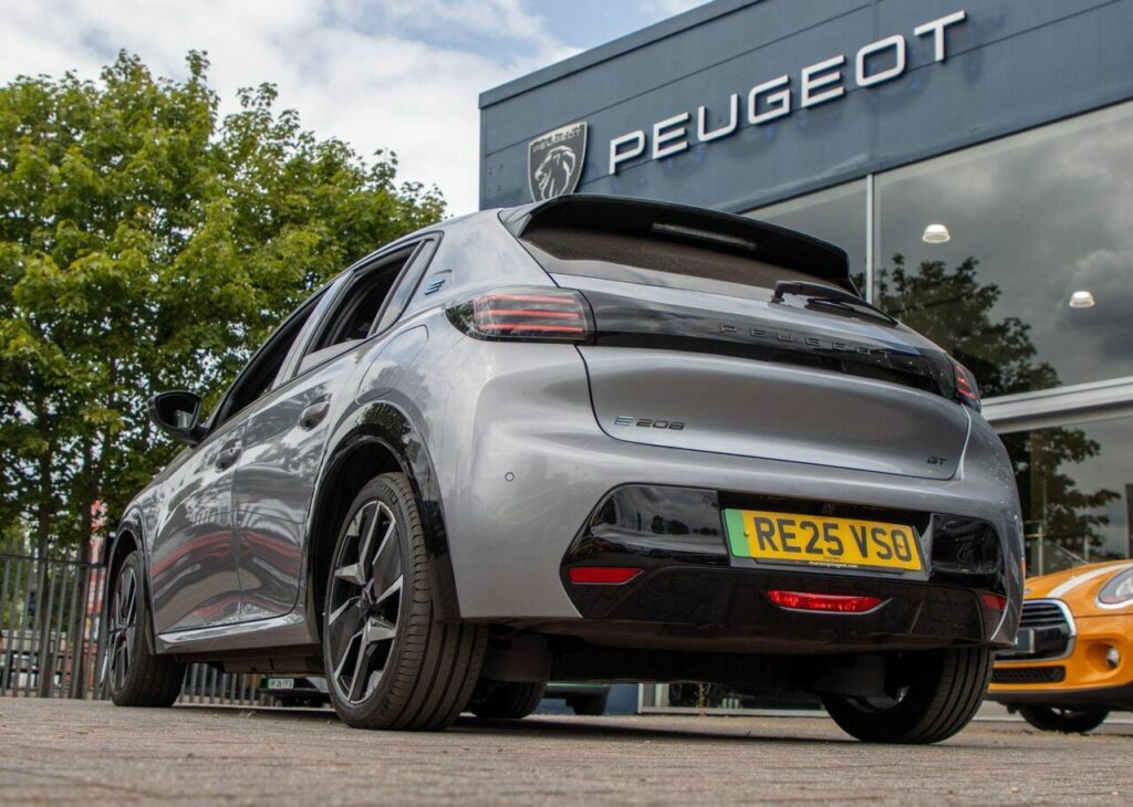 Peugeot e-208 50Kwh Gt  #10