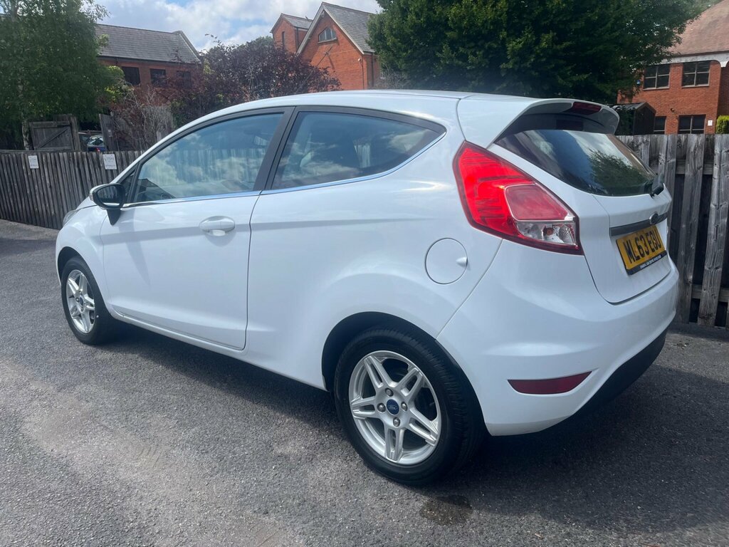 Ford Fiesta 1.25 Zetec Euro 5 White #3