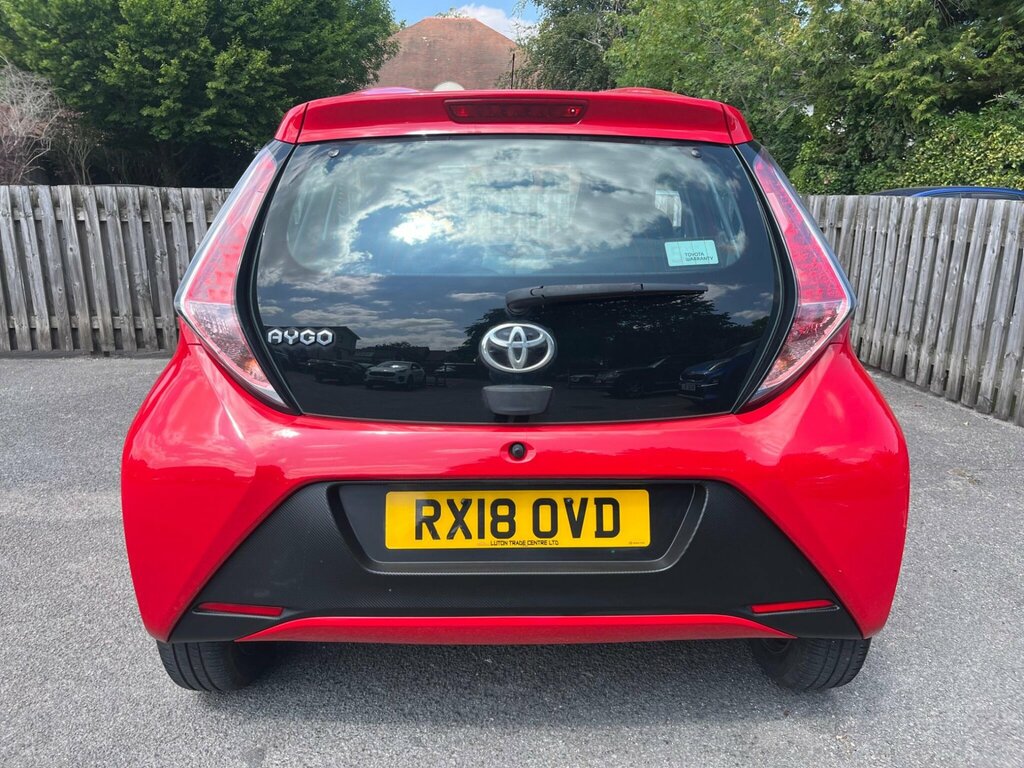 Toyota Aygo 1.0 Vvt-i X-play Euro 6 Red #5