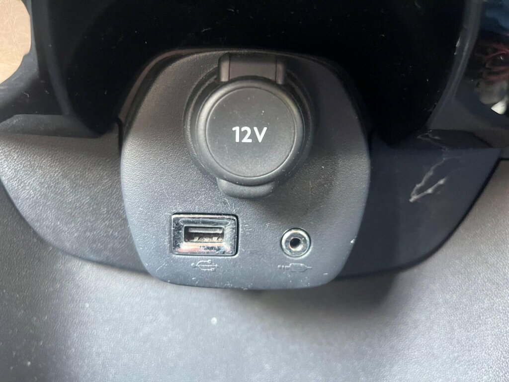 Citroen C1 1.2 Puretech Feel Euro 6 Red #24