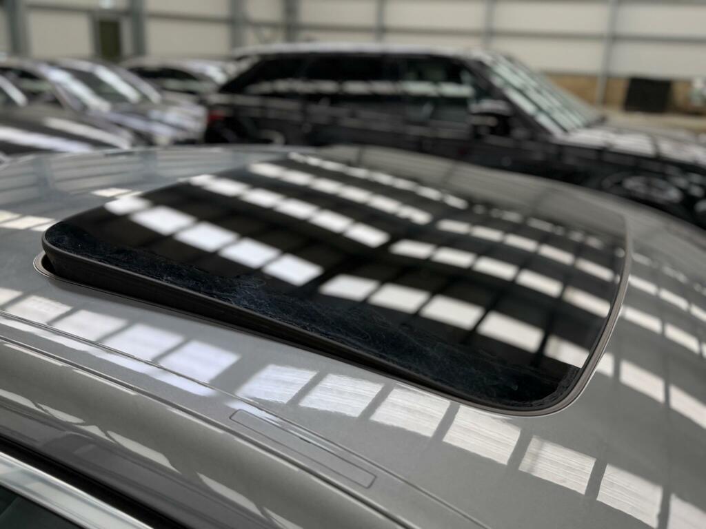 BMW 7 Series 3.0 730Ld M Sport White #45