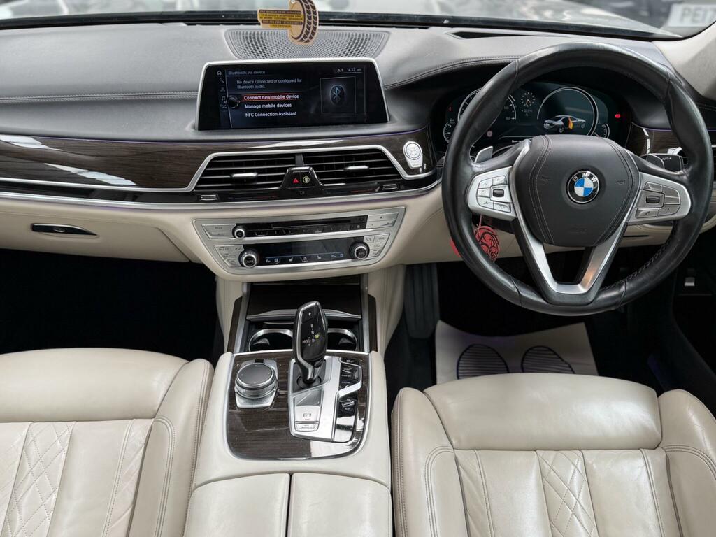 BMW 7 Series 3.0 730Ld M Sport White #22