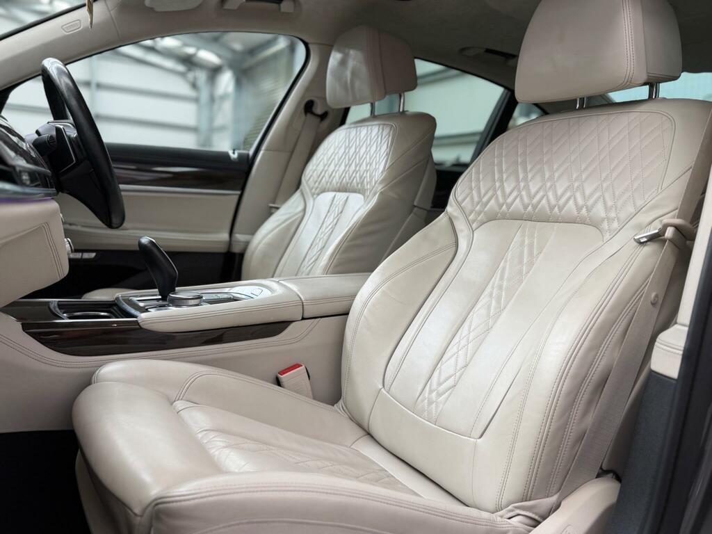BMW 7 Series 3.0 730Ld M Sport White #40