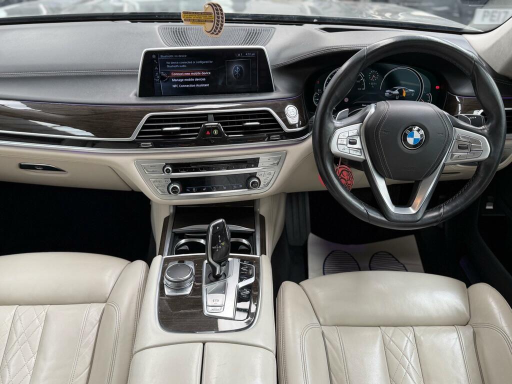 BMW 7 Series 3.0 730Ld M Sport White #23
