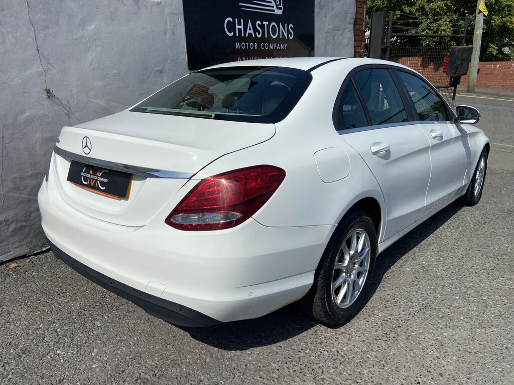 Mercedes-Benz C Class Saloon 2.1 C220d Se 2016 HX16XRG White #3