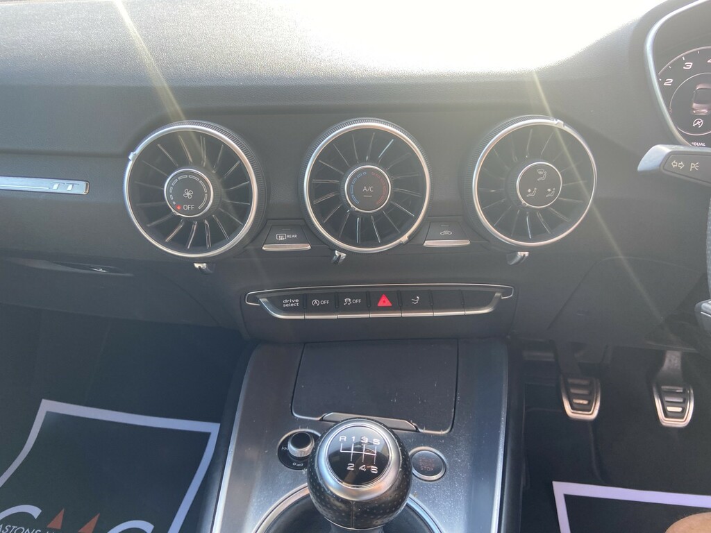Audi TT Convertible 2.0 Tfsi Sport Roadster Euro 5 Ss 2 Red #19