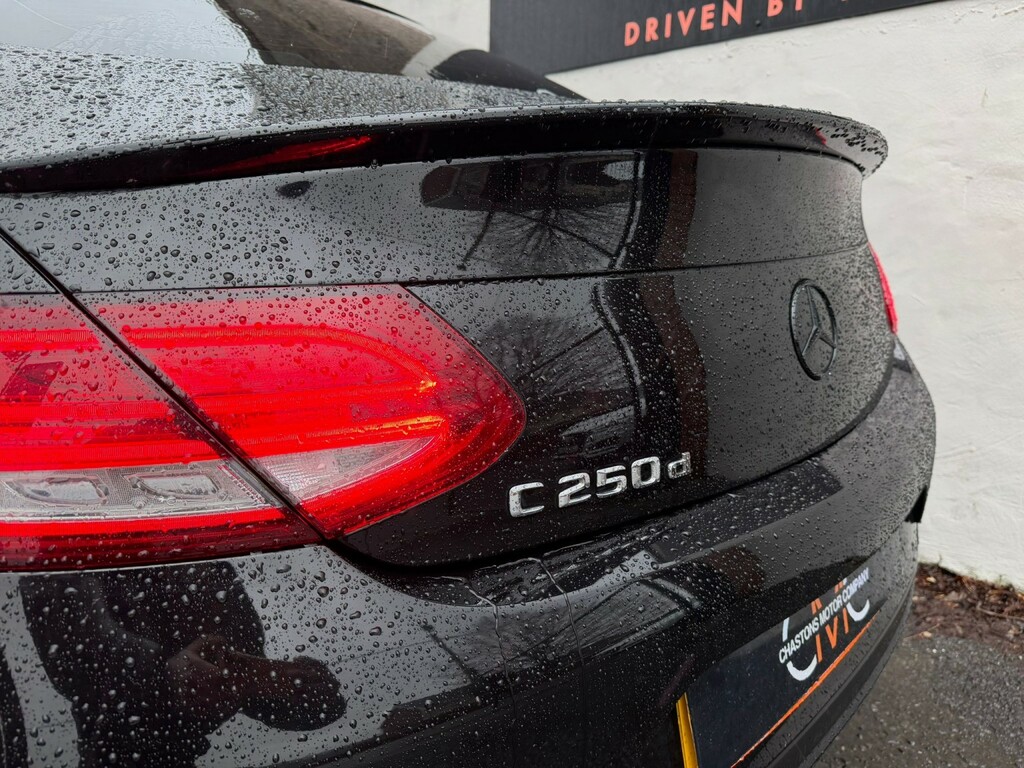 Mercedes-Benz C Class 2.1 C250d Sport Black #6