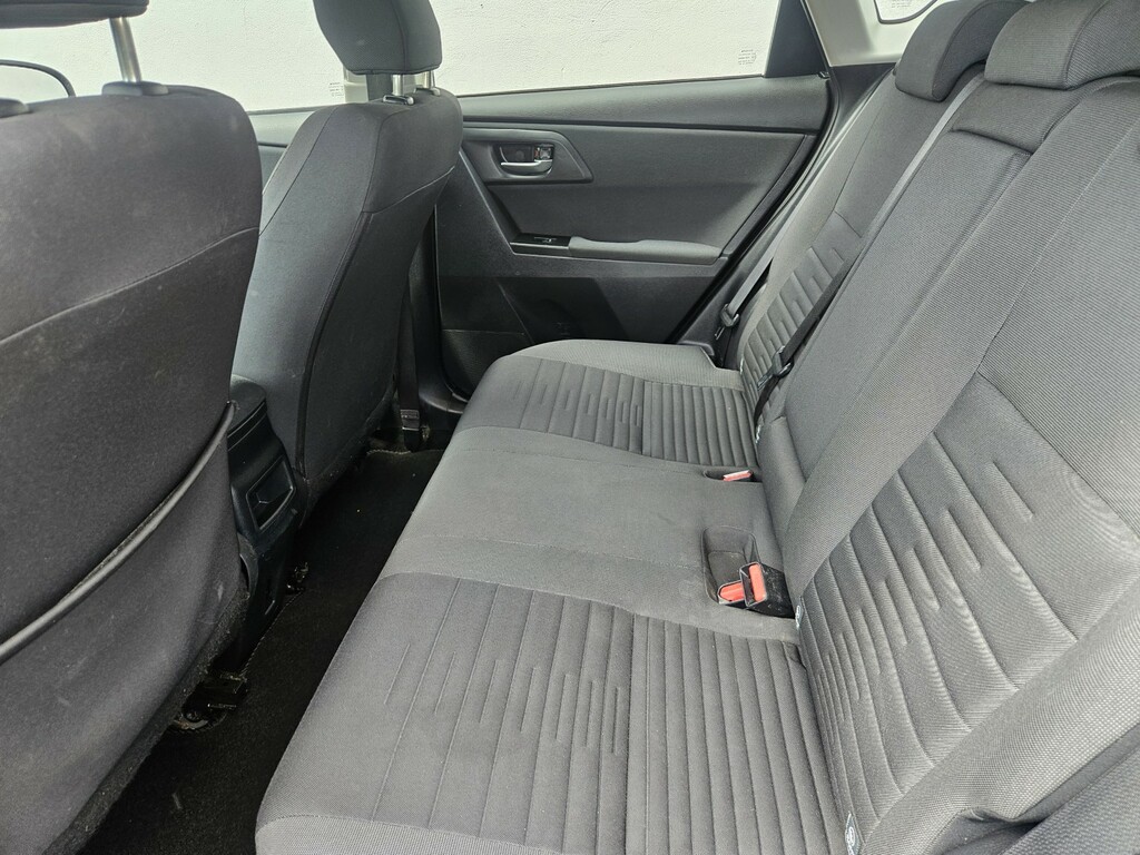 Toyota Auris 1.8L Excel Blue #16