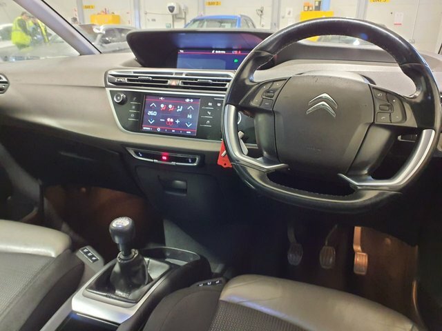 Citroen Grand C4 Picasso 1.6 Bluehdi Flair Mpv Euro 6 S White #3