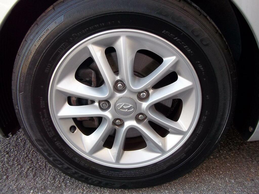 Hyundai I30 1.4 Active Euro 5 201414 Silver #3
