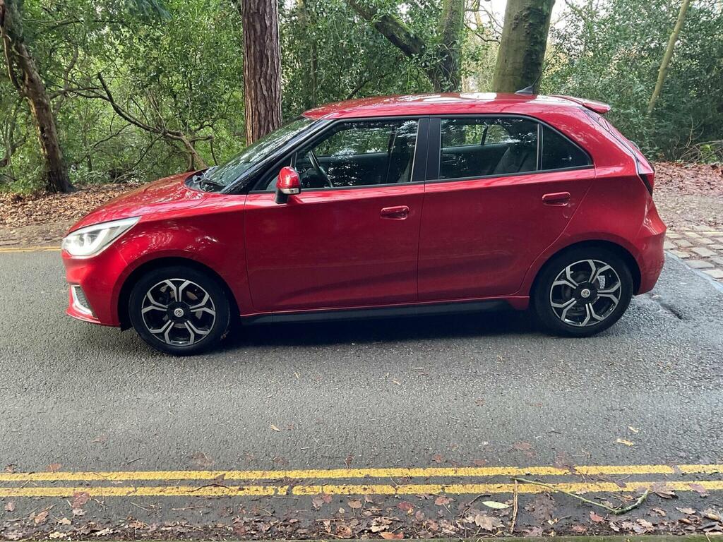 MG MG3 1.5 Vti-tech Exclusive Euro 6 Ss Red #4