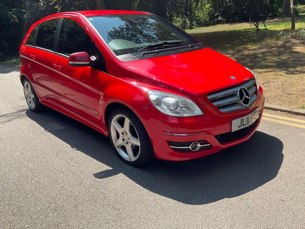 Mercedes-Benz B Class 2.0 B180 Cdi Sport Cvt Red #5