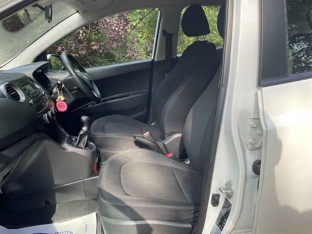 Hyundai I10 Premium Black #25