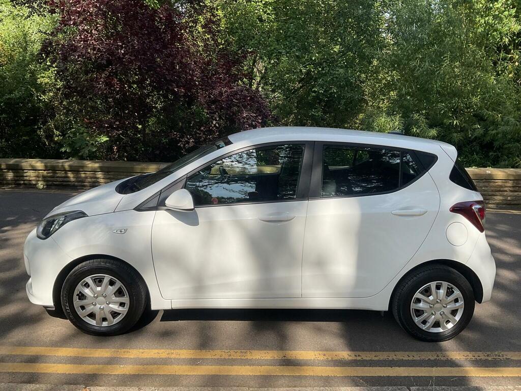 Hyundai I10 Premium Black #14