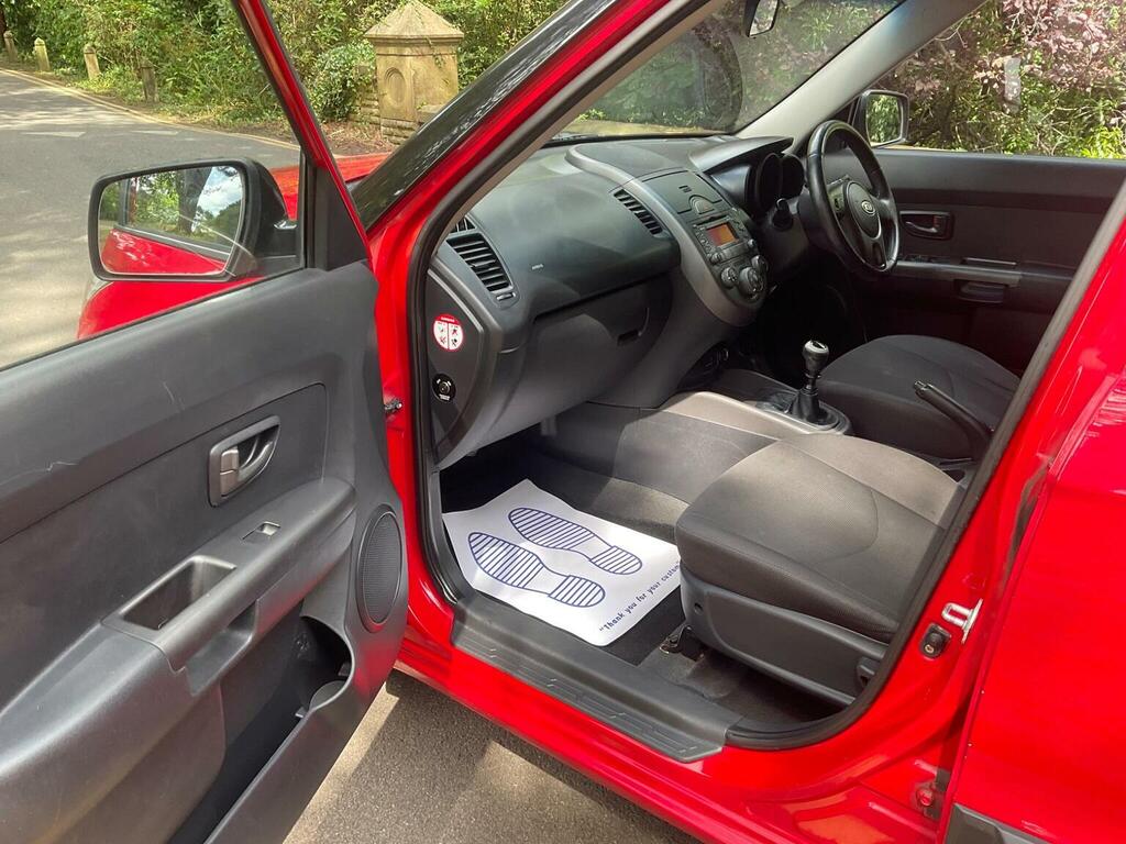 Kia Soul Samba 1.6 Red #20