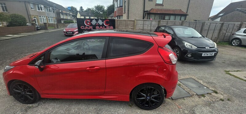 Ford Fiesta Zetec S Red Edition Red #4