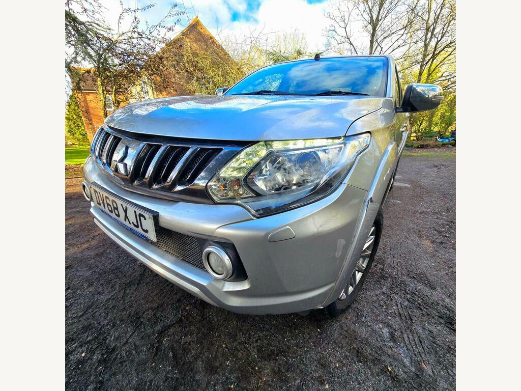 Mitsubishi L200 2.4 Di-d Dc Barbarian 4Wd Euro 6 Silver #3