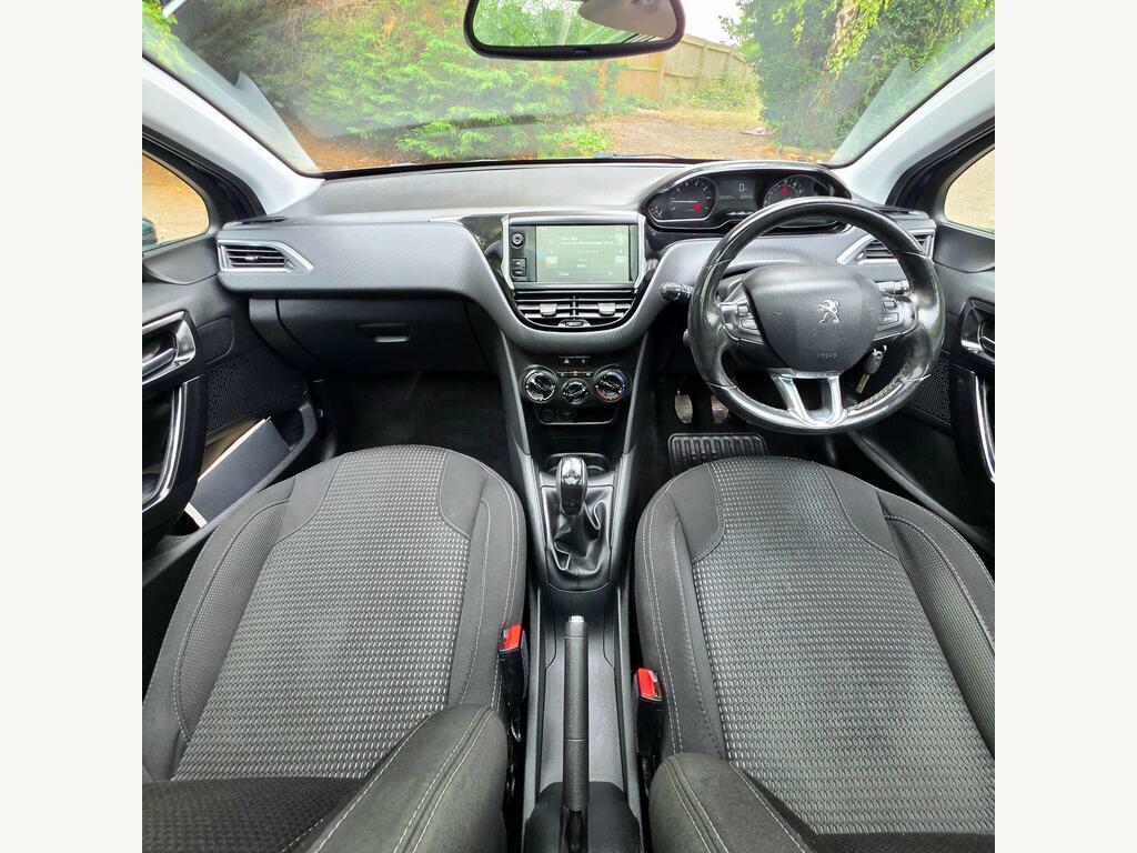 Peugeot 208 1.2 Puretech Allure Euro 6 Blue #2