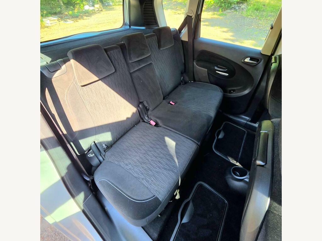 Citroen C3 Picasso Selection White #41