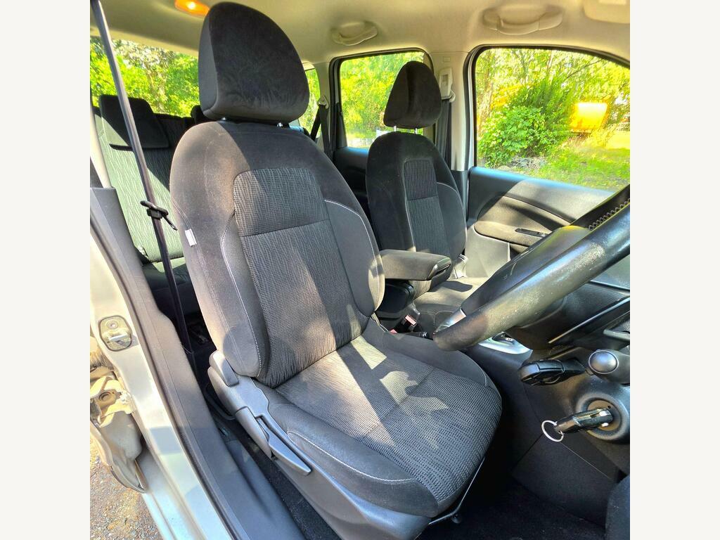Citroen C3 Picasso Selection White #20