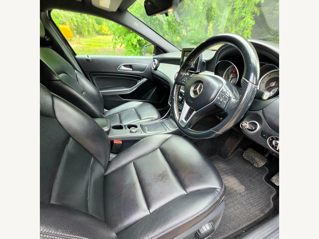 Mercedes-Benz GLA Class 2L Amg Line Blue #19