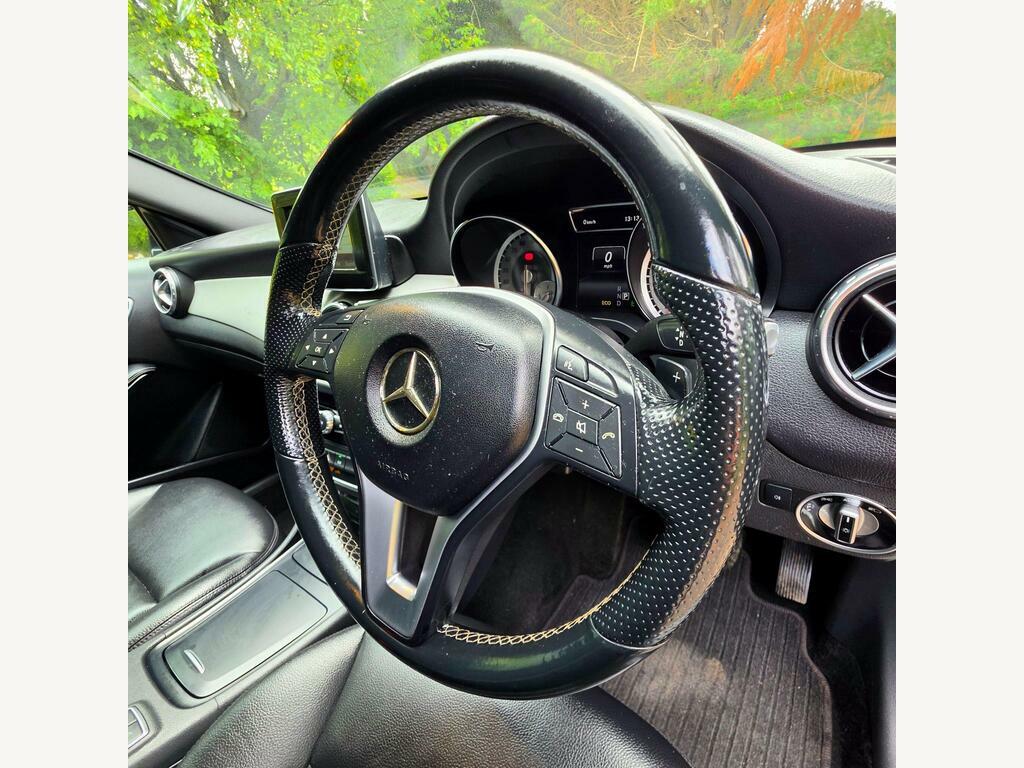 Mercedes-Benz GLA Class 2L Amg Line Blue #25