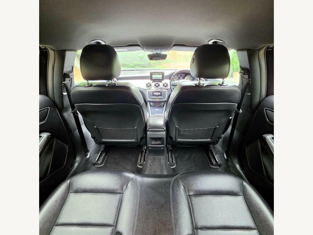 Mercedes-Benz GLA Class 2L Amg Line Blue #41