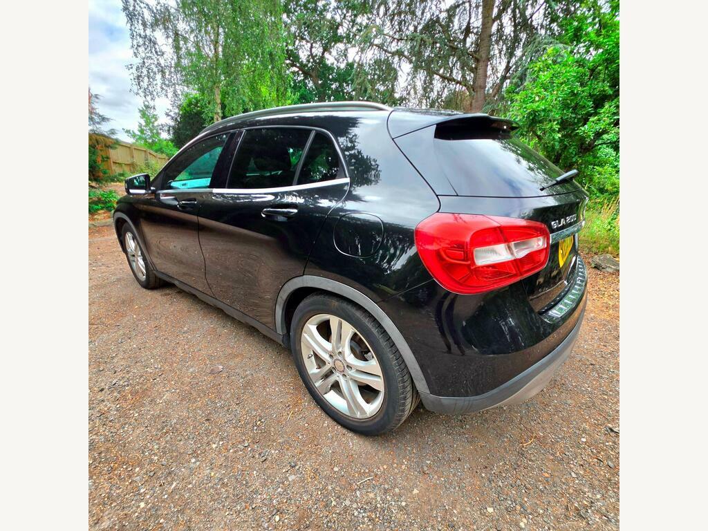 Mercedes-Benz GLA Class 2L Amg Line Blue #8