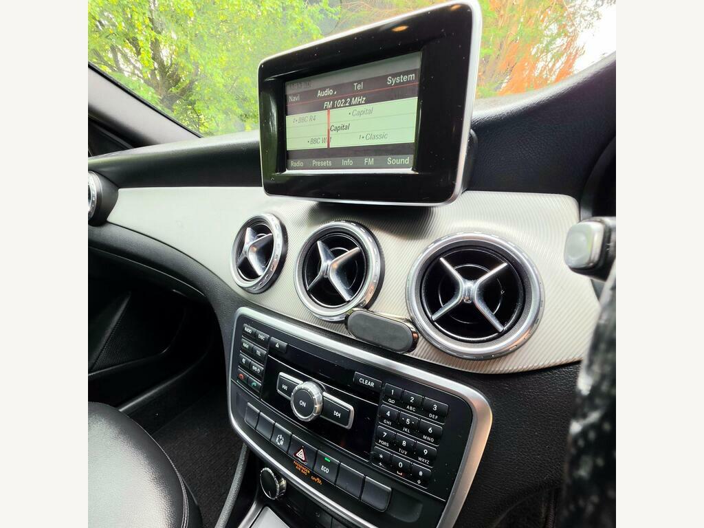 Mercedes-Benz GLA Class 2L Amg Line Blue #26