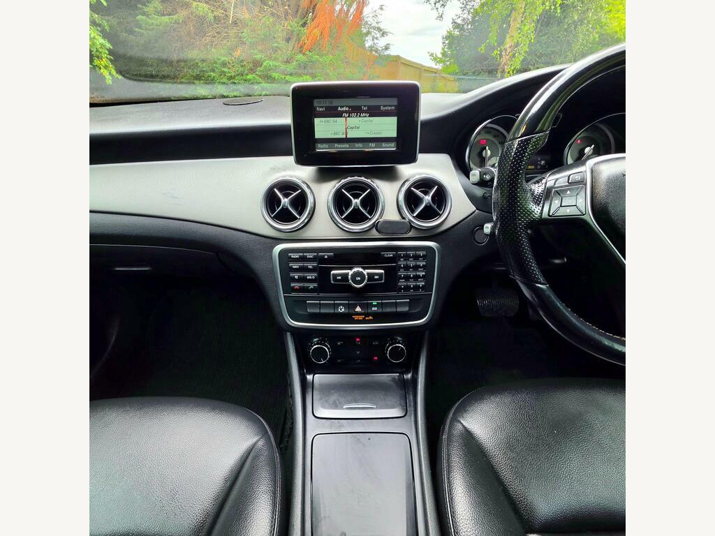 Mercedes-Benz GLA Class 2L Amg Line Blue #31