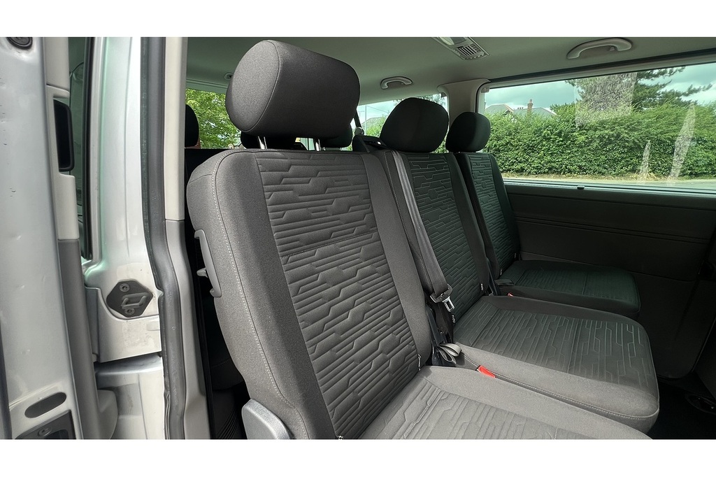 Volkswagen Transporter Shuttle Tdi Se Silver #6