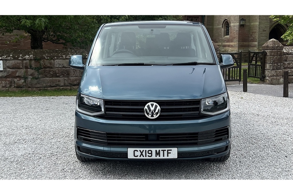 Volkswagen Transporter Shuttle Tdi Se