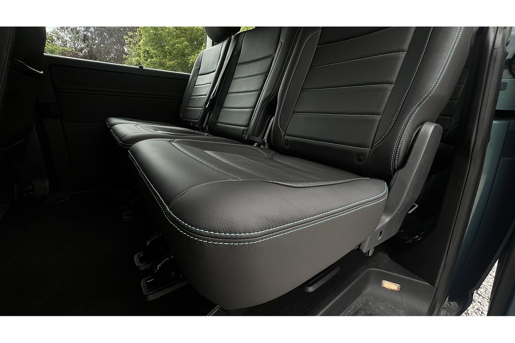 Volkswagen Transporter Shuttle 2.0 Tdi Se Fwd Lwb Euro 6 Ss Grey #24