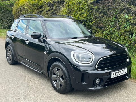 Mini Countryman 1.5 Cooper Classic Black