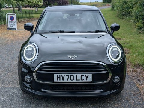 Mini Hatch 1.5 Cooper Classic HV70LCY Black #2