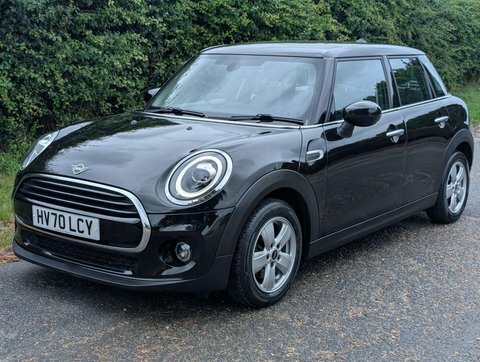 Mini Hatch 1.5 Cooper Classic HV70LCY Black #3
