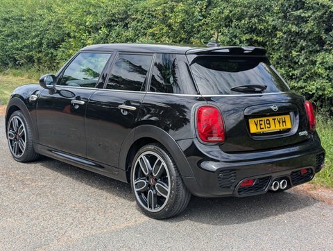 Mini Hatch 2.0 Cooper S YE19TYH Black #4