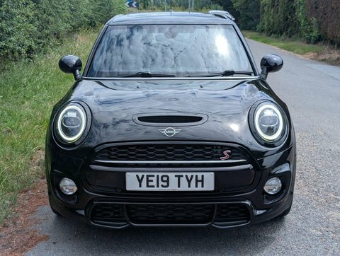 Mini Hatch 2.0 Cooper S YE19TYH Black #5