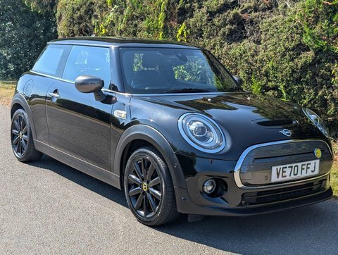 Mini Hatch Cooper Se 32.6Kwh Black