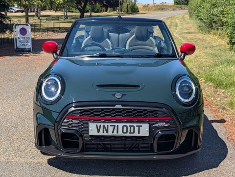 Mini Convertible 2.0 John Cooper Green #2