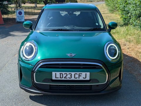 Mini Hatch 1.5 Cooper Classic LD23CFJ Green #2