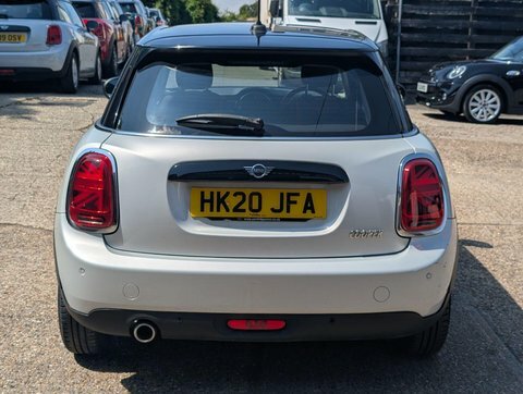Mini Hatch 1.5 Cooper Classic HK20JFA Silver #6
