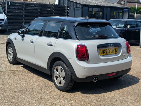 Mini Hatch 1.5 Cooper Classic HK20JFA Silver #4