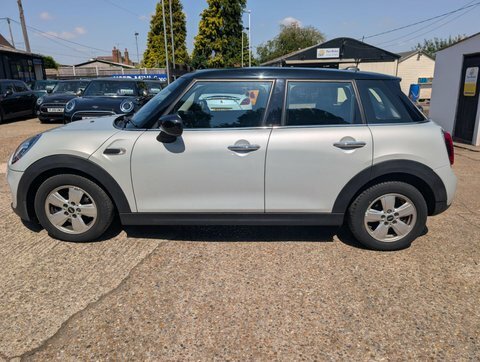 Mini Hatch 1.5 Cooper Classic HK20JFA Silver #5