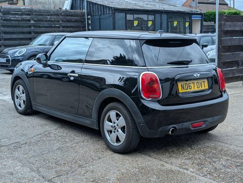 Mini Hatch 1.5 Cooper Euro Black #4