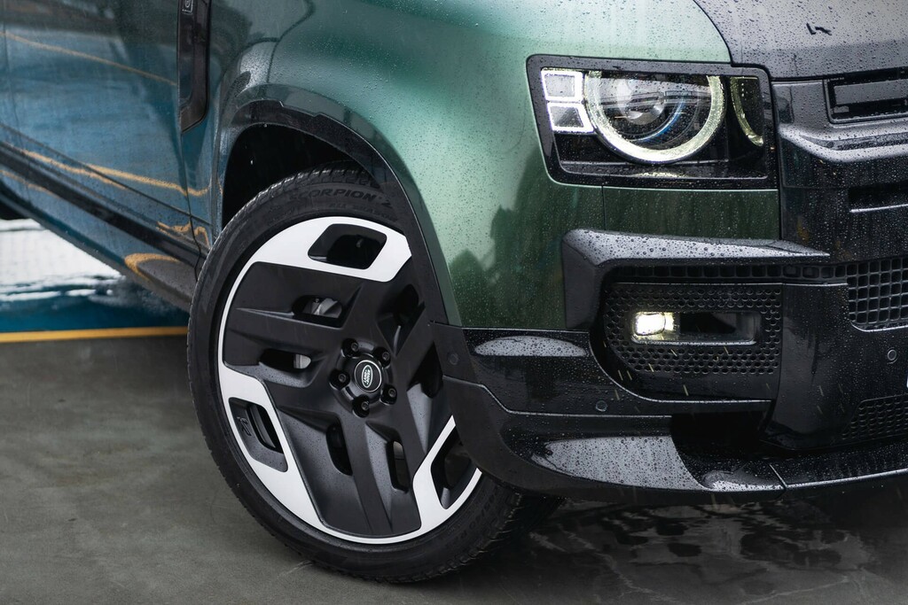 Land Rover Defender 110 X-dynamic Hse Grey #7