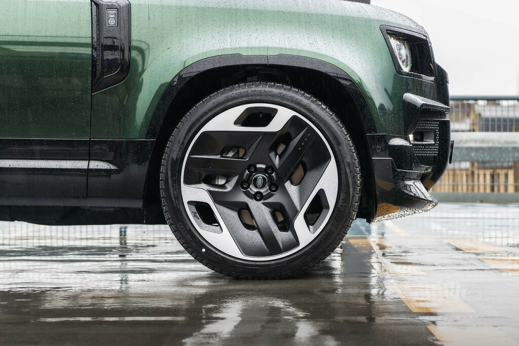 Land Rover Defender 110 X-dynamic Hse Grey #14
