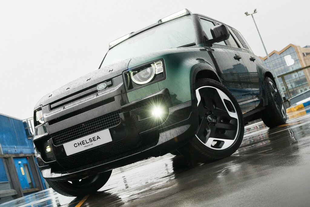 Land Rover Defender 110 X-dynamic Hse Grey #17