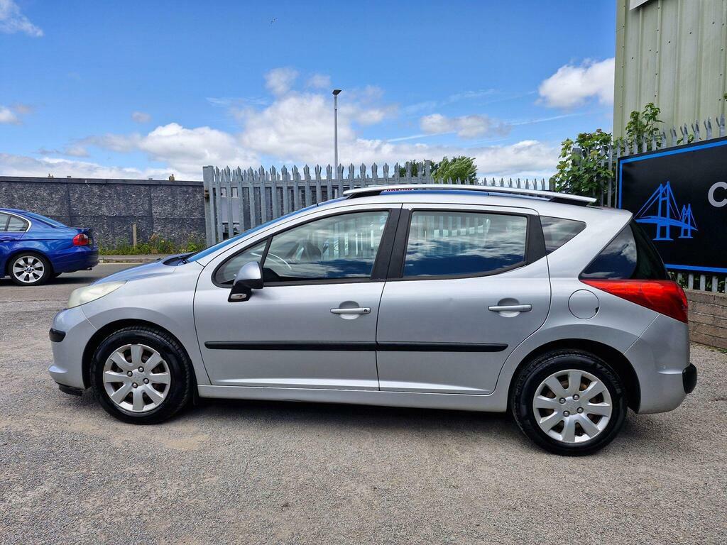 Peugeot 207 SW 1.4 Vti S Silver #4