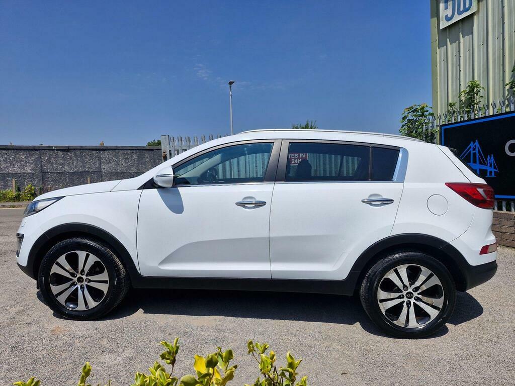 Kia Sportage 1.7 Crdi Ecodynamics 3 2Wd Euro 5 S S White #4
